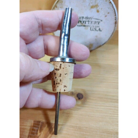 Vtg Great Bay Pottery USA Handmade Ceramic Oil 6" Bottle Never Used! - Picture 6 of 8